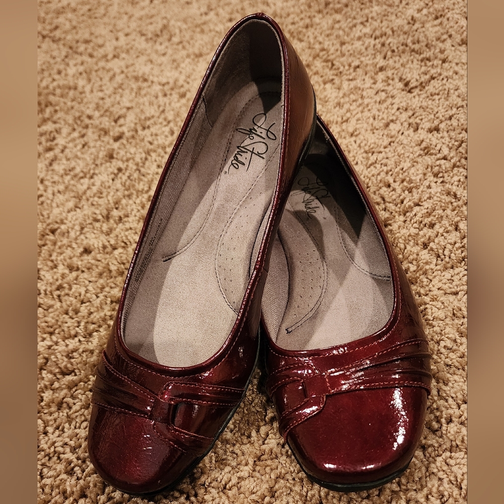 Life Stride Diva Deep Red Flats